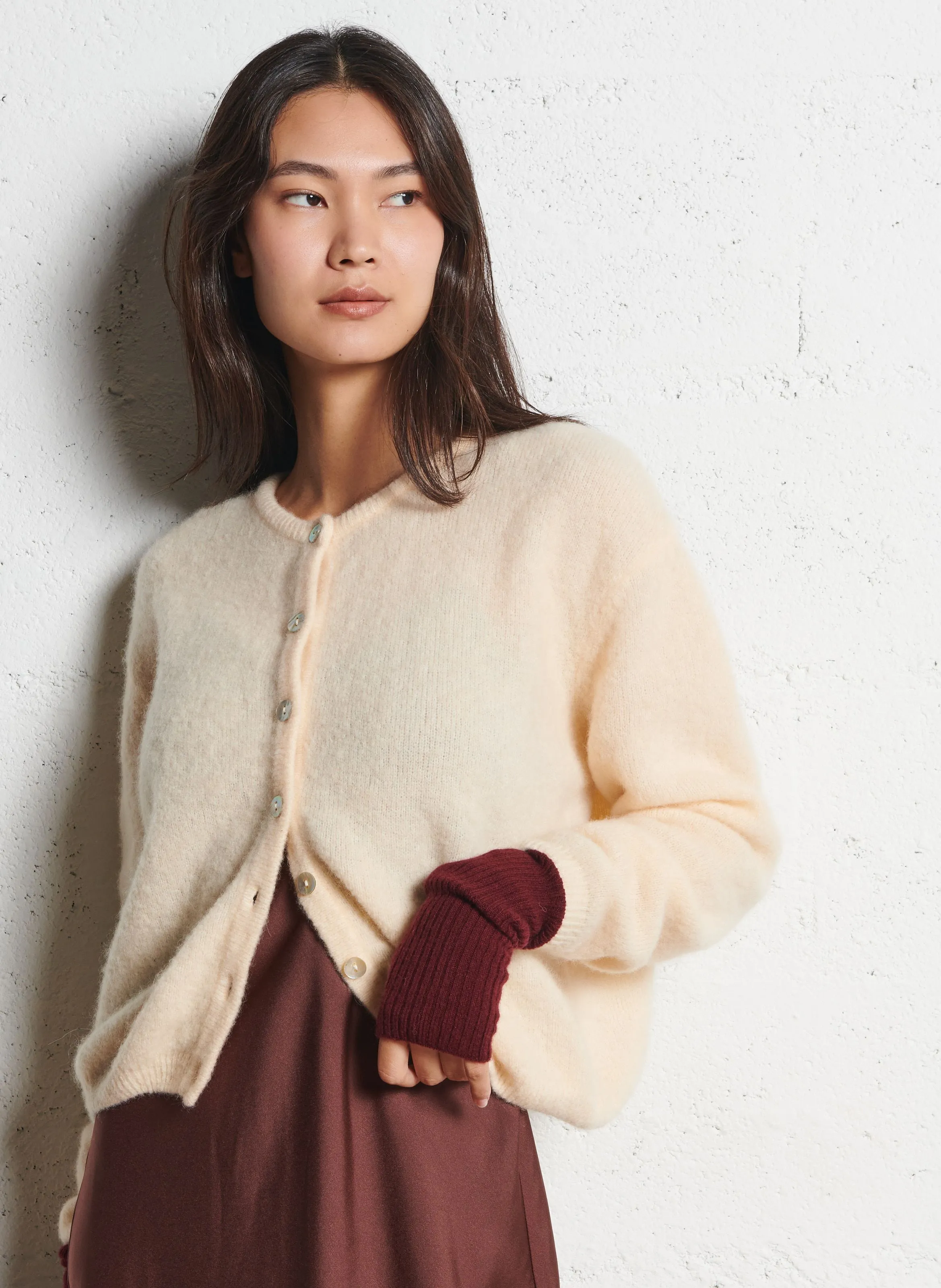  AMERICAN VINTAGE   VITOW - Cardigan scollo tondo in misto lana | Beige