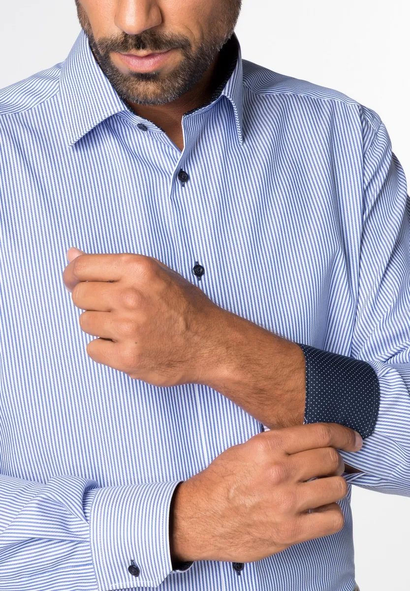 Camicia a righe azzurro eterna modern fit in cotone twill