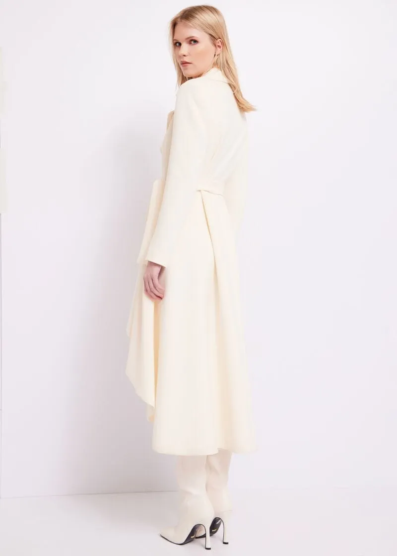 Cappotto con cintura