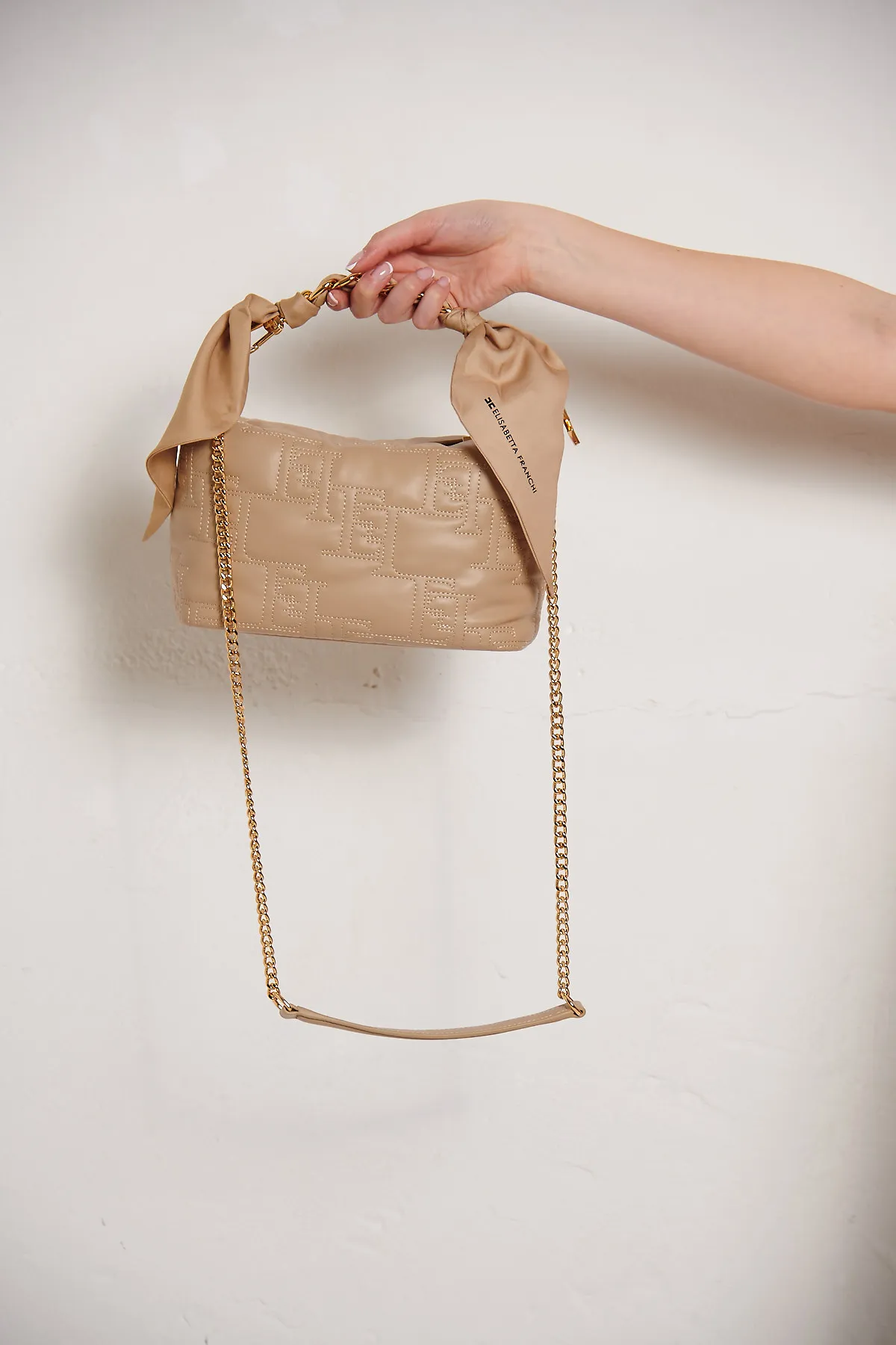 Elisabetta Franchi Borsa HOBO piccola con catena foulard