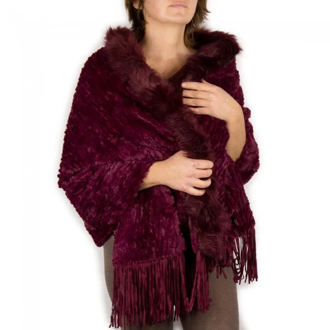 Mantella bordeaux pelliccia ecologica elegante con frange