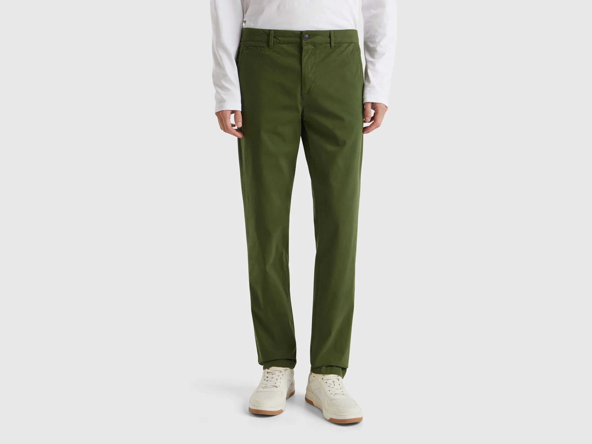 Nuovi arrivi Chino slim fit verde oliva