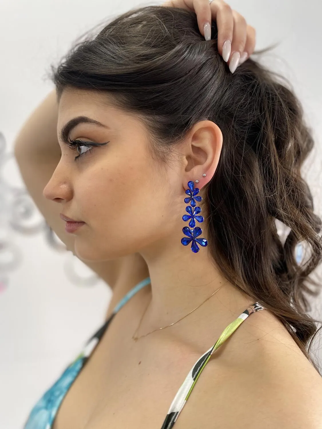 Orecchini in metallo, vetro e strass