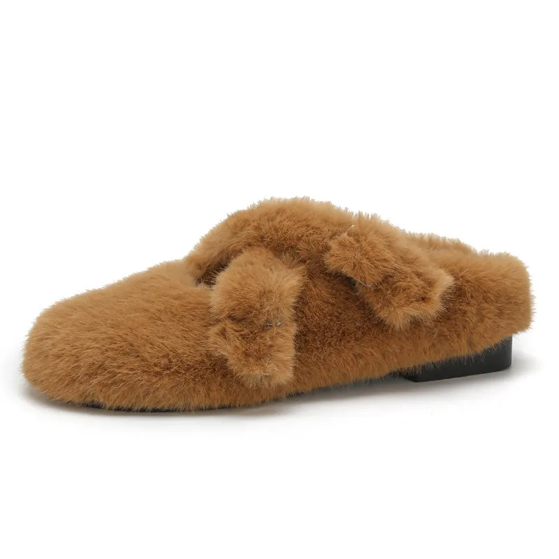 Pantofole da donna minimaliste in morbida pelliccia invernale