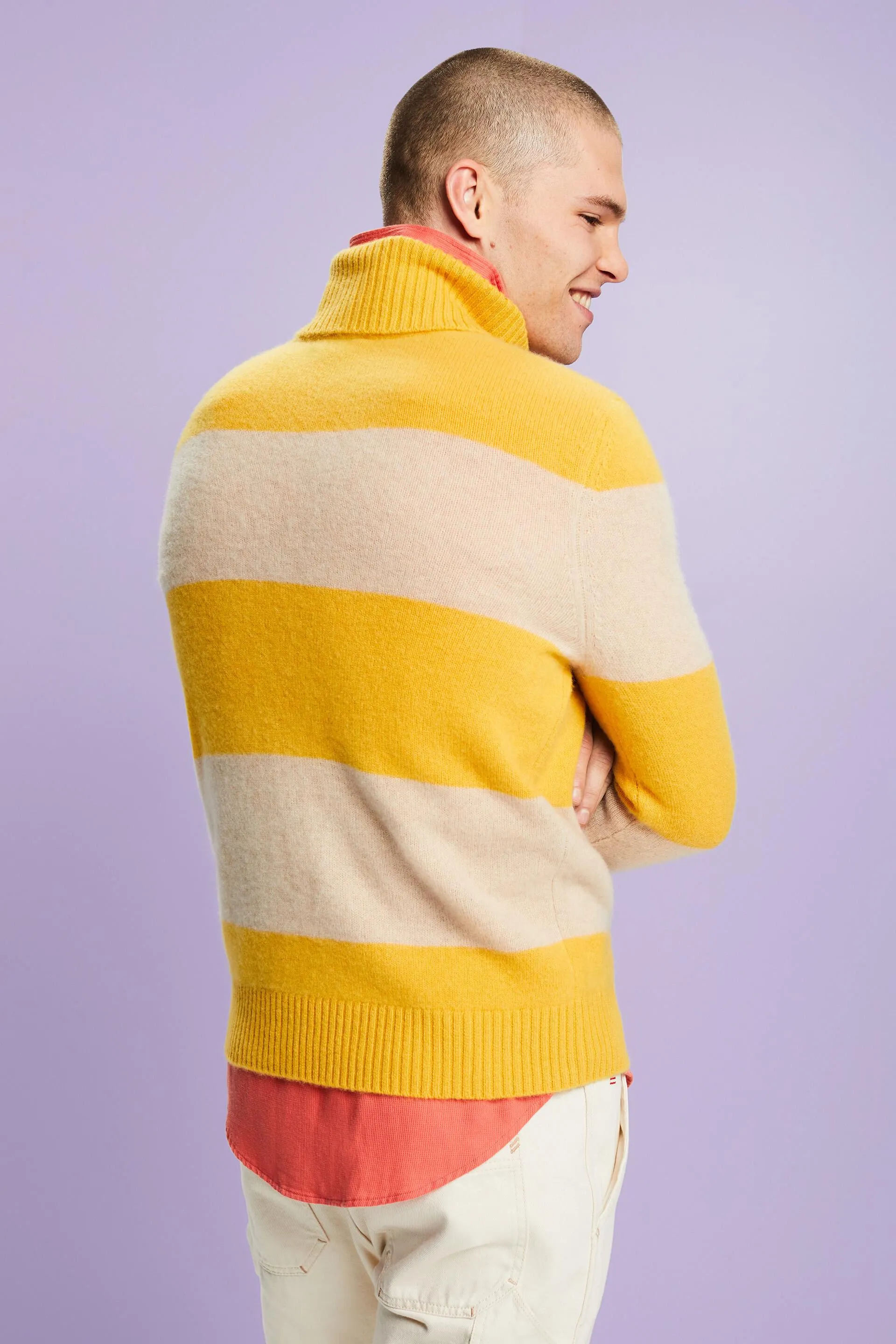 Pullover dolcevita a righe in cachemire