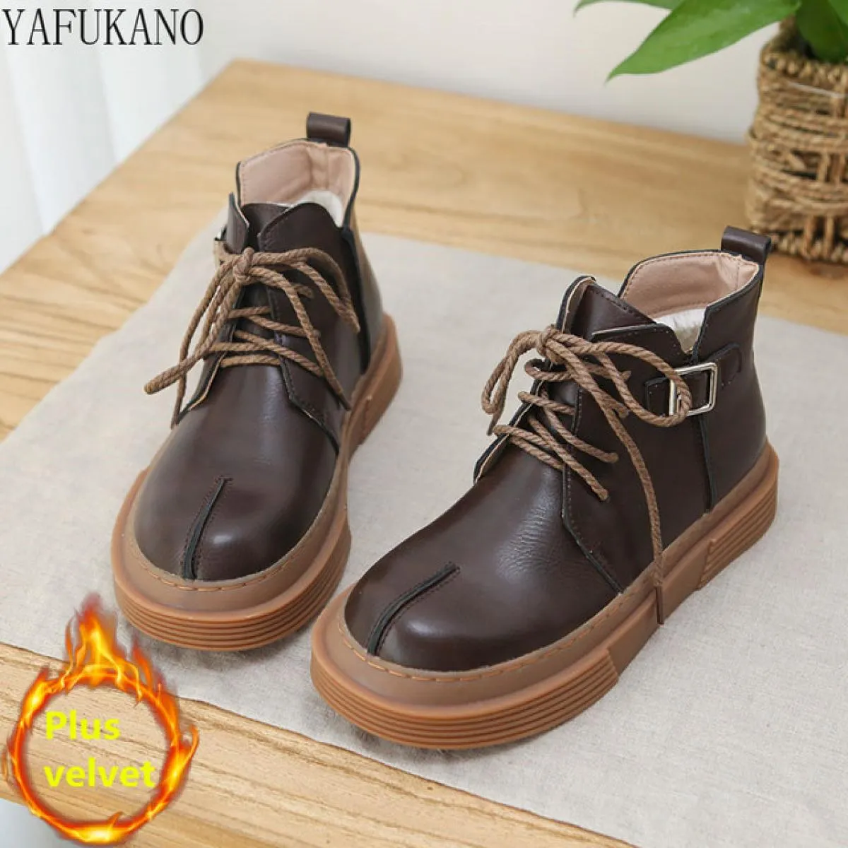 Stivali da donna con testa grande retrò letterari Suola spessa Stivali stringati casual in cotone caldo Stivali corti fatti a ma