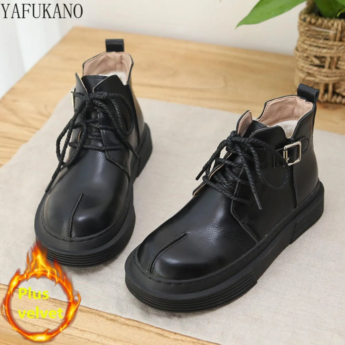 Stivali da donna con testa grande retrò letterari Suola spessa Stivali stringati casual in cotone caldo Stivali corti fatti a ma
