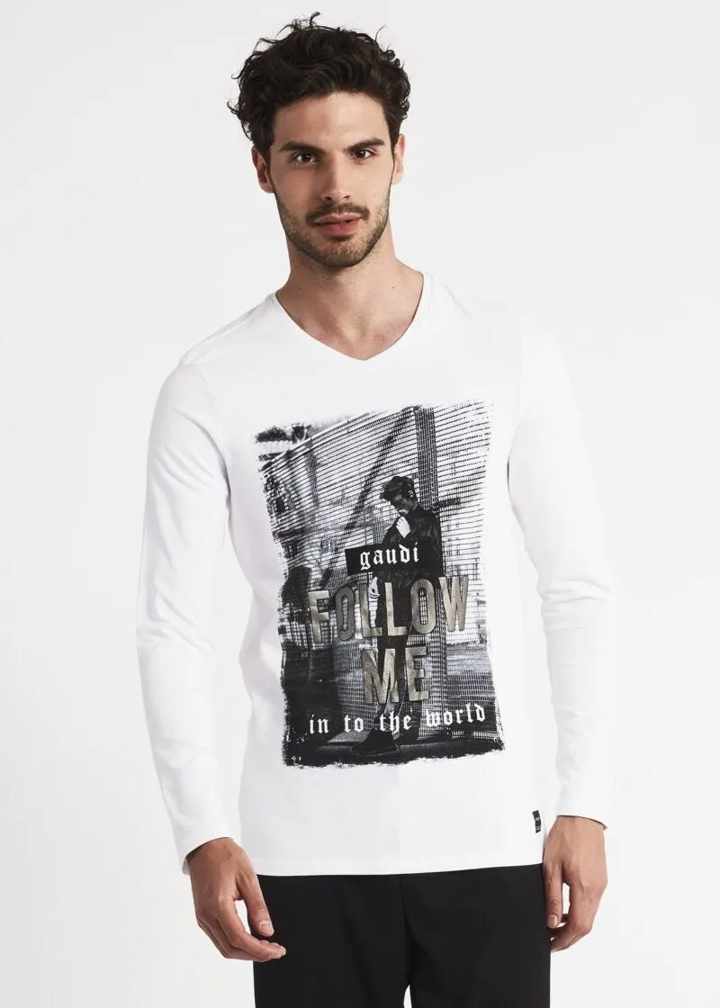 T-shirt con collo a V