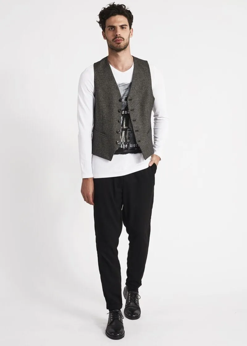 T-shirt con collo a V